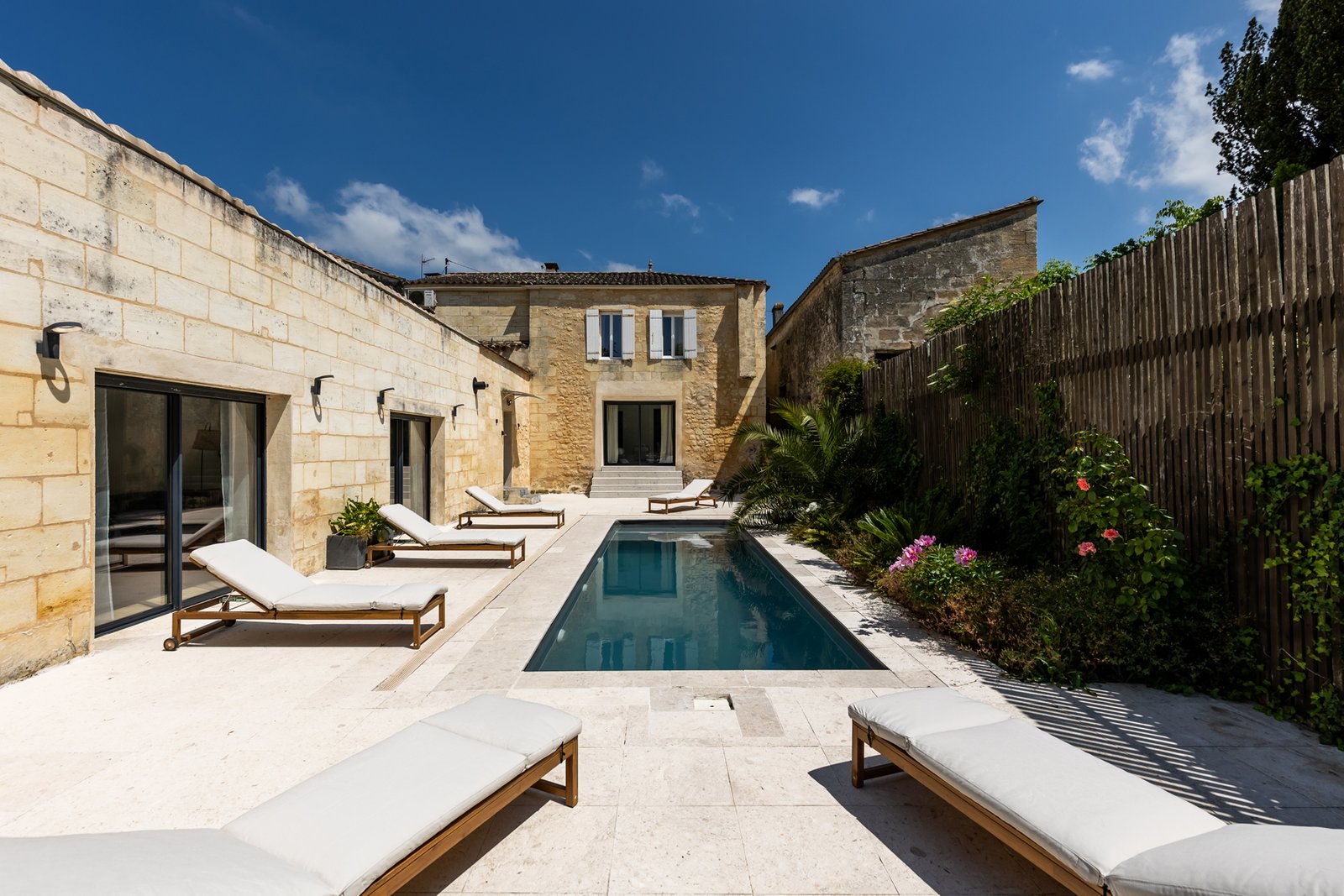 Maison avec piscine dans le Médoc